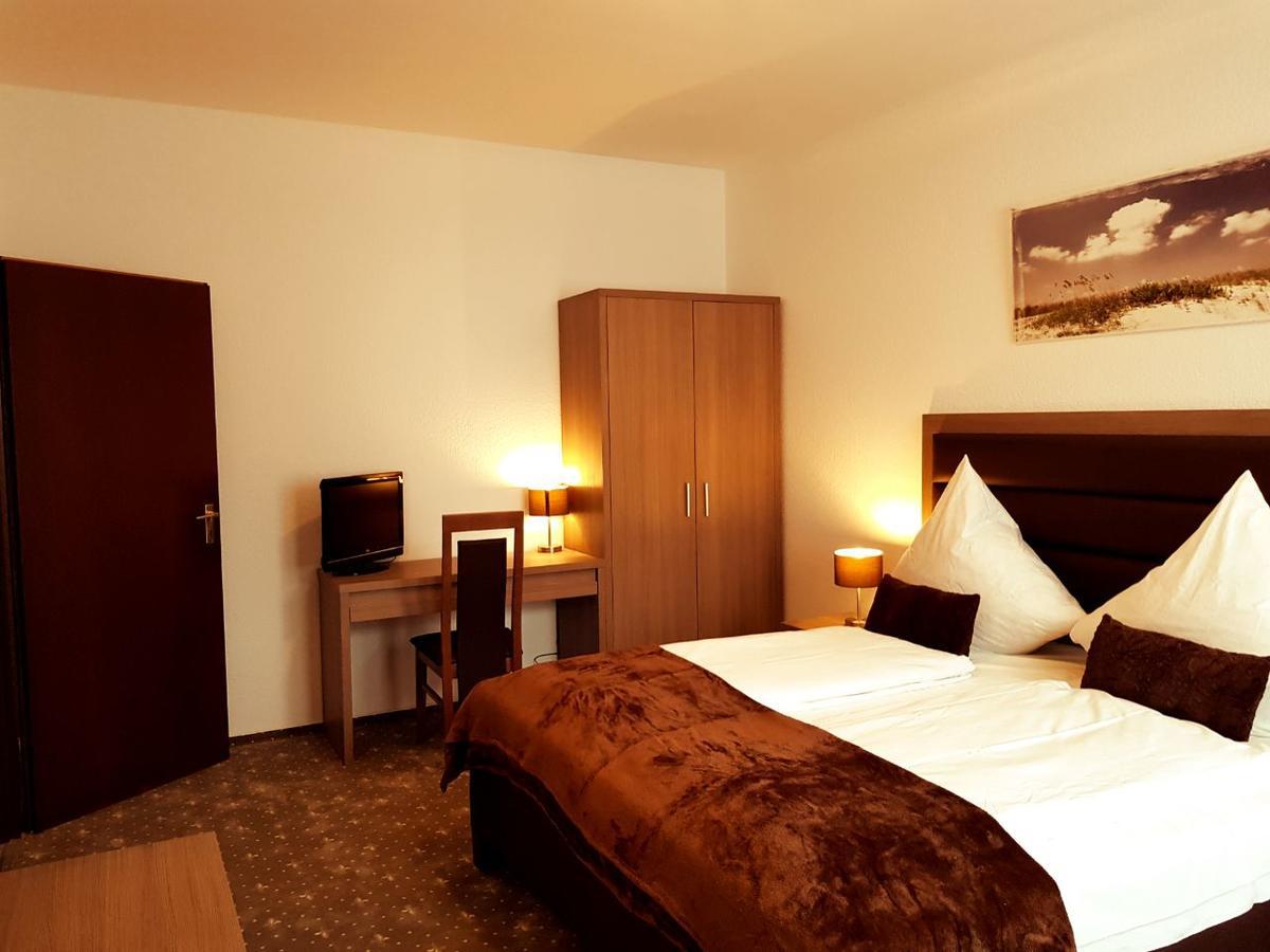 Hotel Dormir Moers Ngoại thất bức ảnh