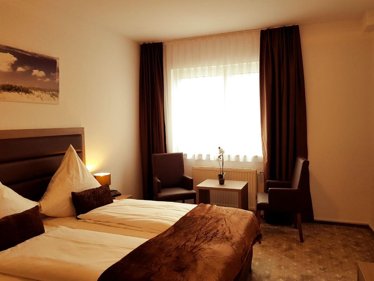 Hotel Dormir Moers Ngoại thất bức ảnh